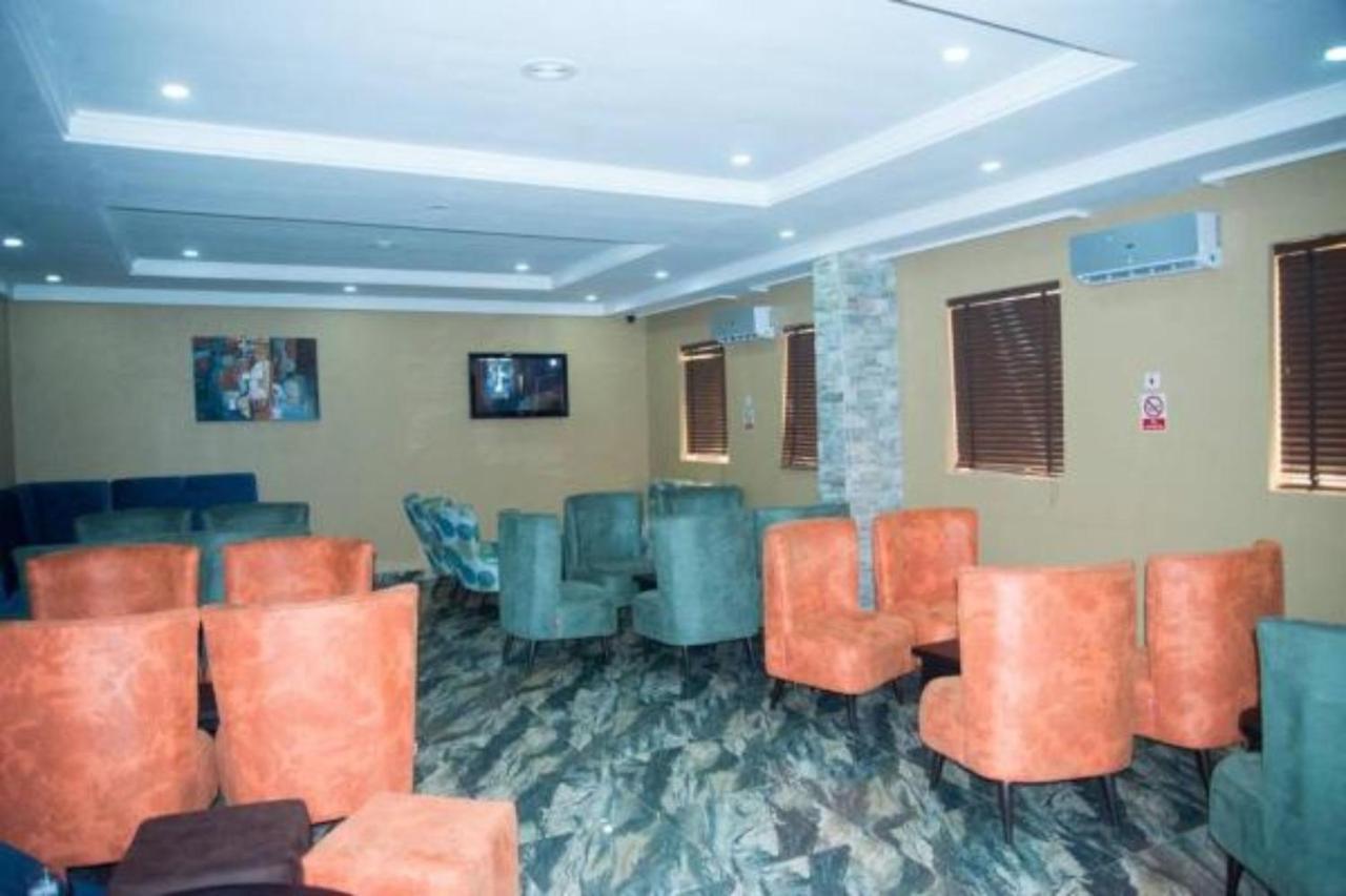 Dannic Hotels Enugu Luaran gambar