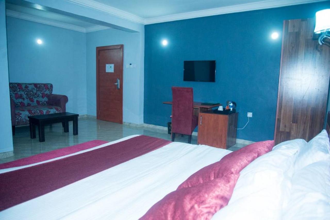 Dannic Hotels Enugu Luaran gambar